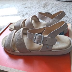 Emu Australia Rapid Stinger Sandals